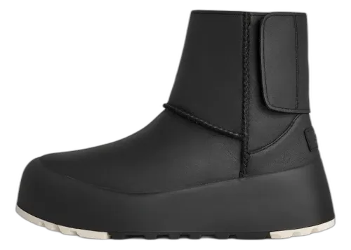 UGG Classic StreetScape Leather Boot Black Jasmine (Women's)
