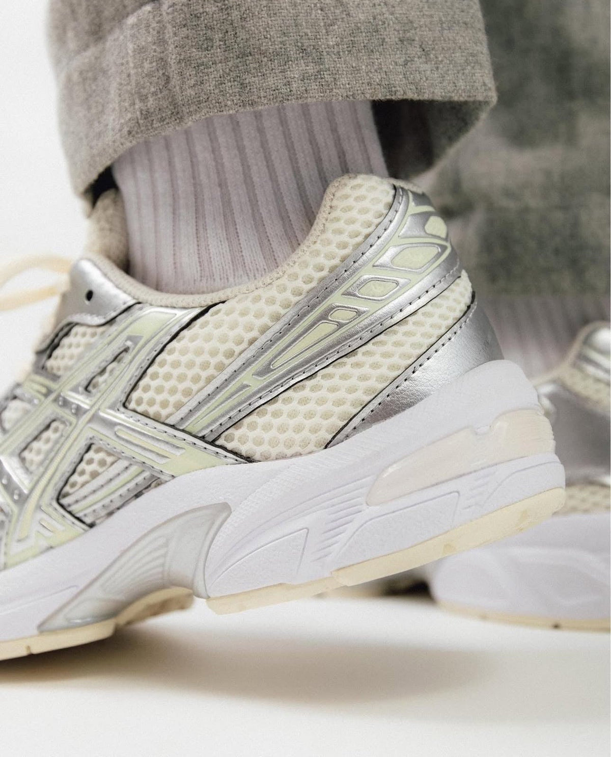 ASICS Gel-1130 Cream Pure Silver (W) - 1202A164-107 - Mentastore