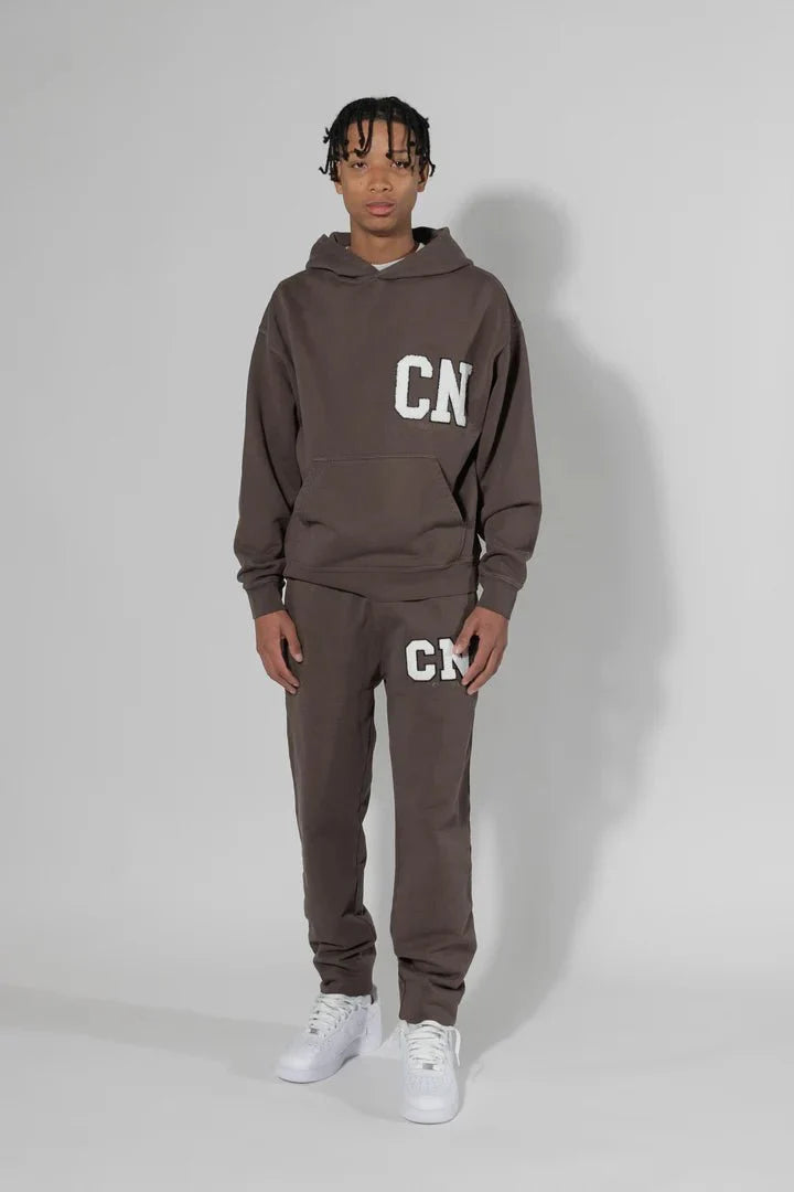 CHIQUE NOIR - CN. PATCH SWEATPANTS - CHOCOLATE - Mentastore