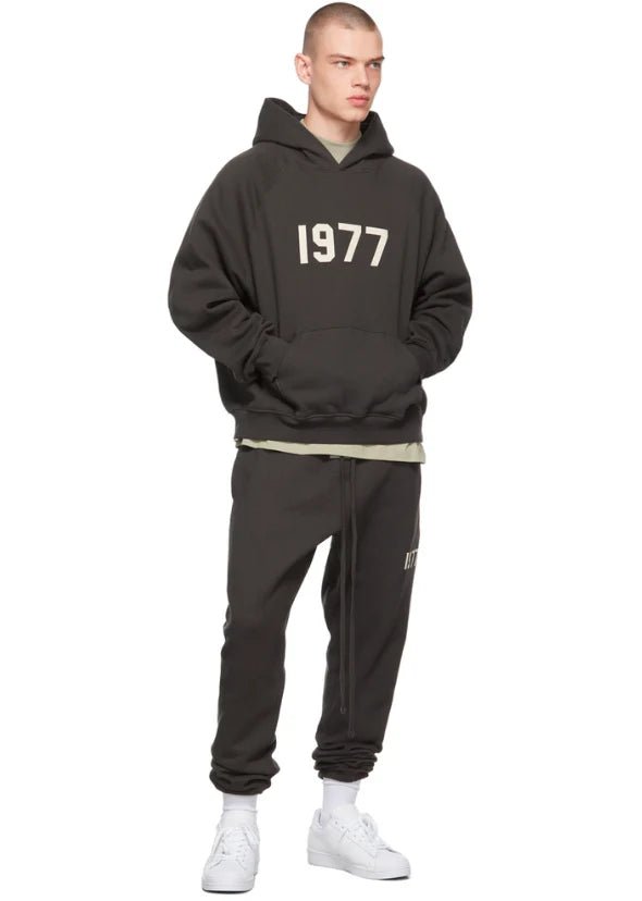 Fear of God Essentials Iron 1977 - Fear - of - God - Essentials - 1977 - Iron - Black - Full - Set - Mentastore