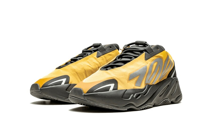 Yeezy Boost 700 MNVN Honey Flux