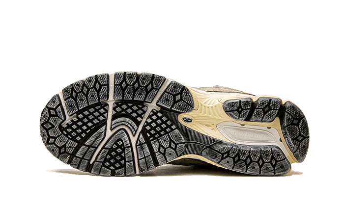 New Balance 2002R Protection Pack Mirage Grey - M2002RDD - Mentastore