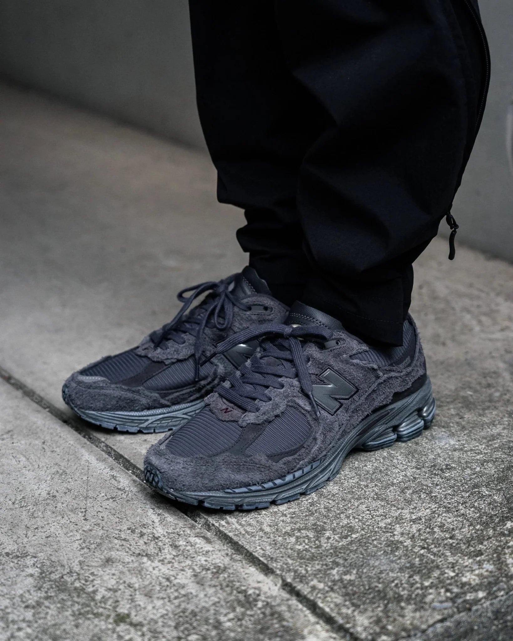 New Balance 2002R Protection Pack Phantom - M2002RDB - Mentastore