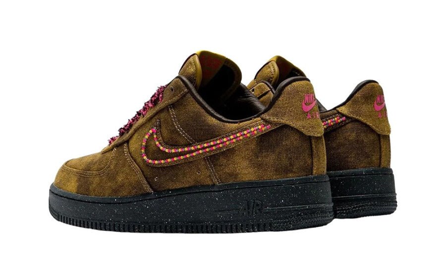 Nike Air Force 1 Low '07 QS Boucle Desert Moss Fierce Pink - IO4474-300 - Mentastore