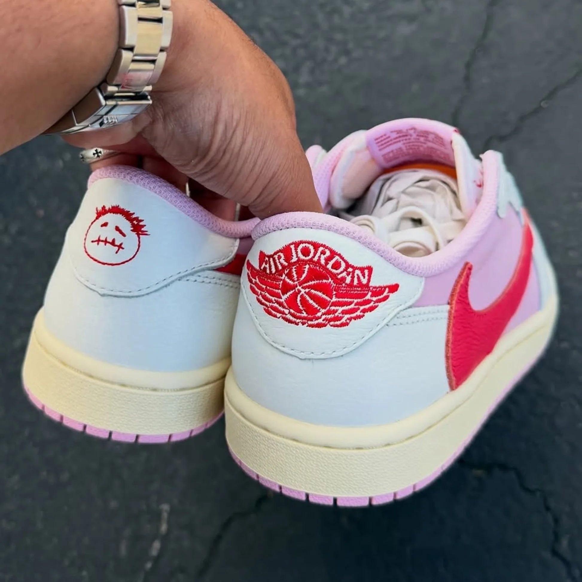 Nike Air Jordan 1 Retro Low OG SP Travis Scott Sail Tropical Pink - IQ7604-101 - Mentastore