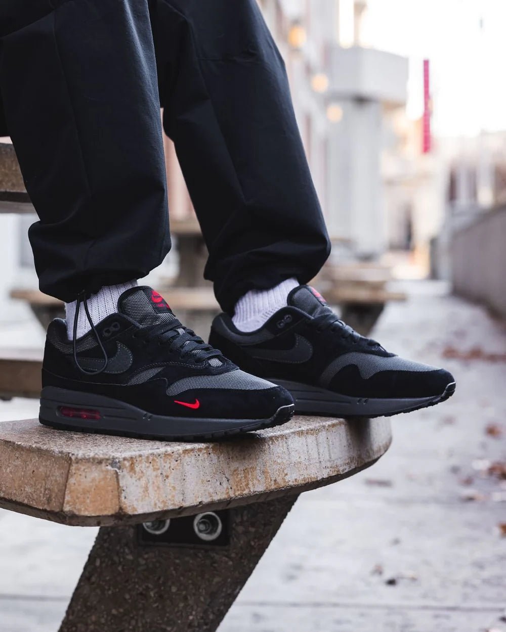 Nike Air Max 1 Bred - FV6910 - 001 - Mentastore