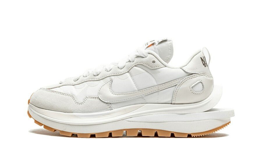 Nike x sacai Vaporwaffle Sail Gum - DD1875-100 - Mentastore