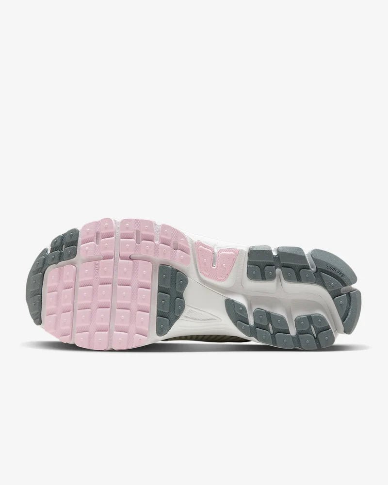 Nike Zoom Vomero 5 520 Pack White Pink - FN3695-001 - Mentastore