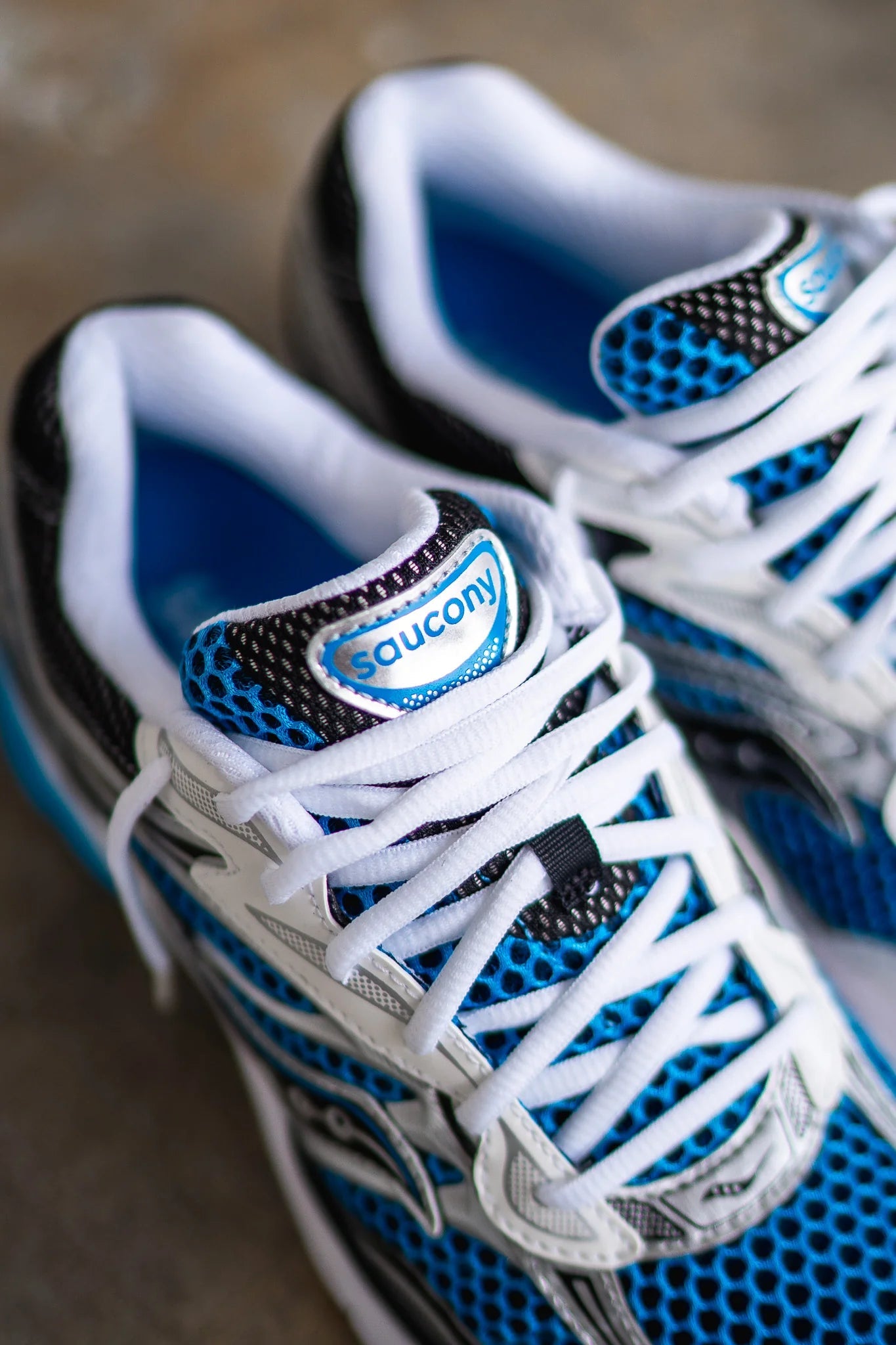 Saucony ProGrid Omni 9 OG Royal Silver - S70739-4 - Mentastore