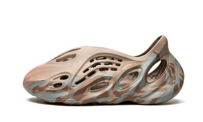 Yeezy Foam RNNR MX Sand Grey - GY3969 - Mentastore