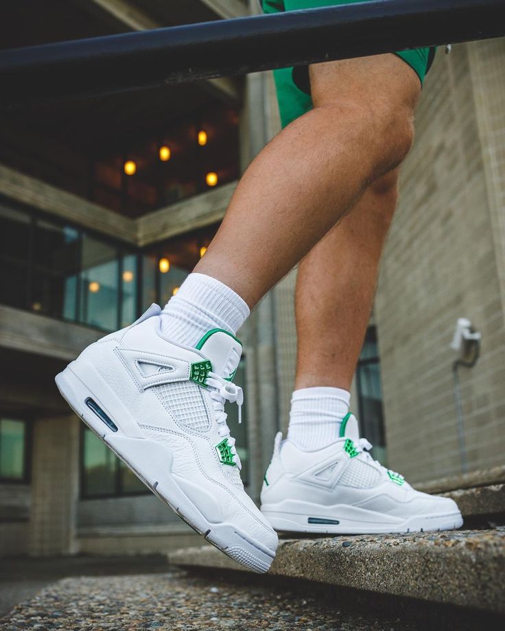 Air Jordan 4 Retro Metallic Green - 408452-113 - Mentastore