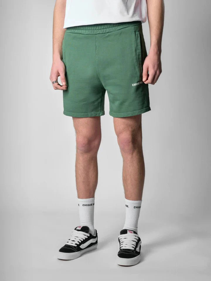CHIQUE NOIR - SWEATSHORT - EDEN GREEN - Mentastore