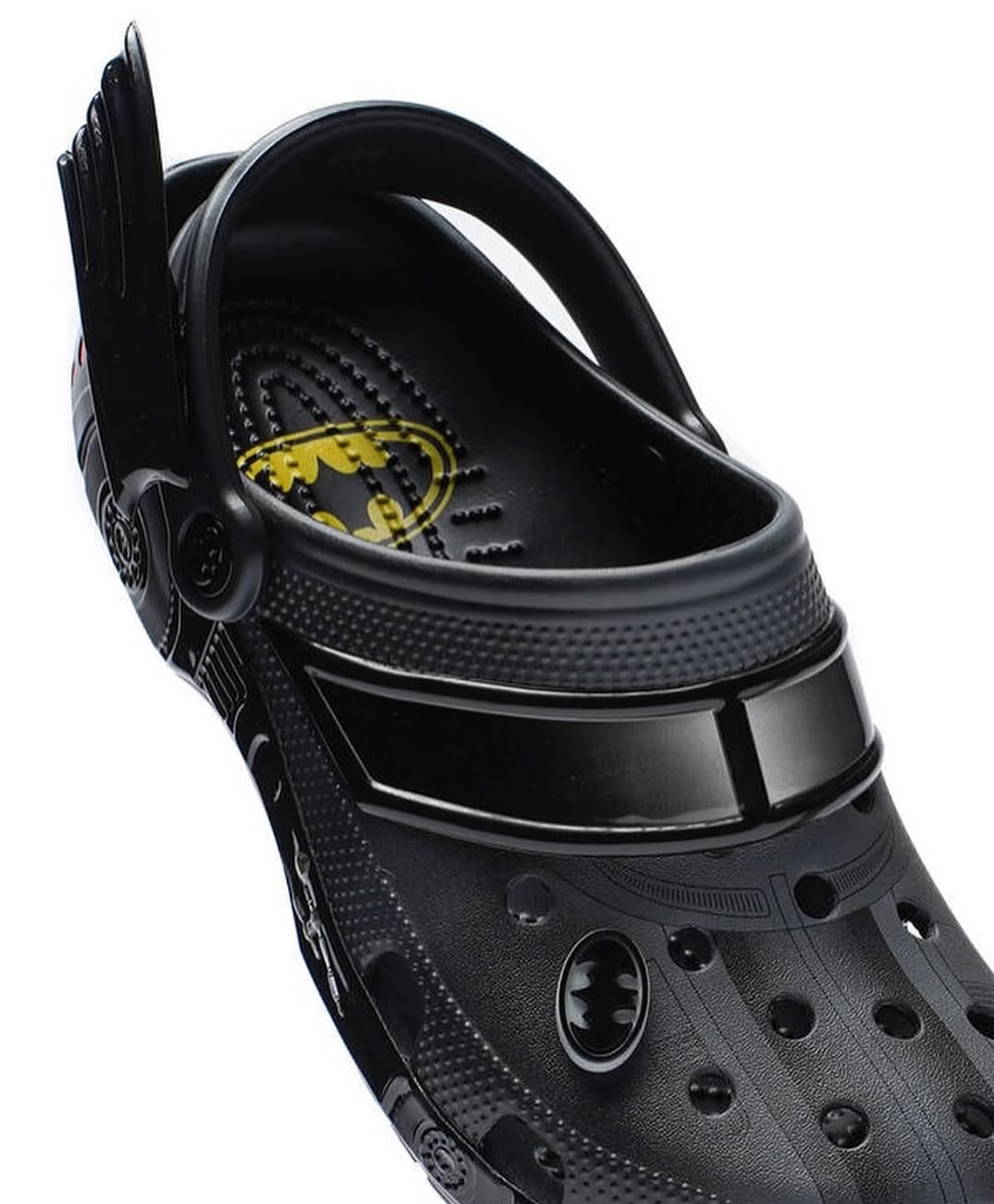 Crocs Classic Clog Batmobile - 210219-001 - Mentastore