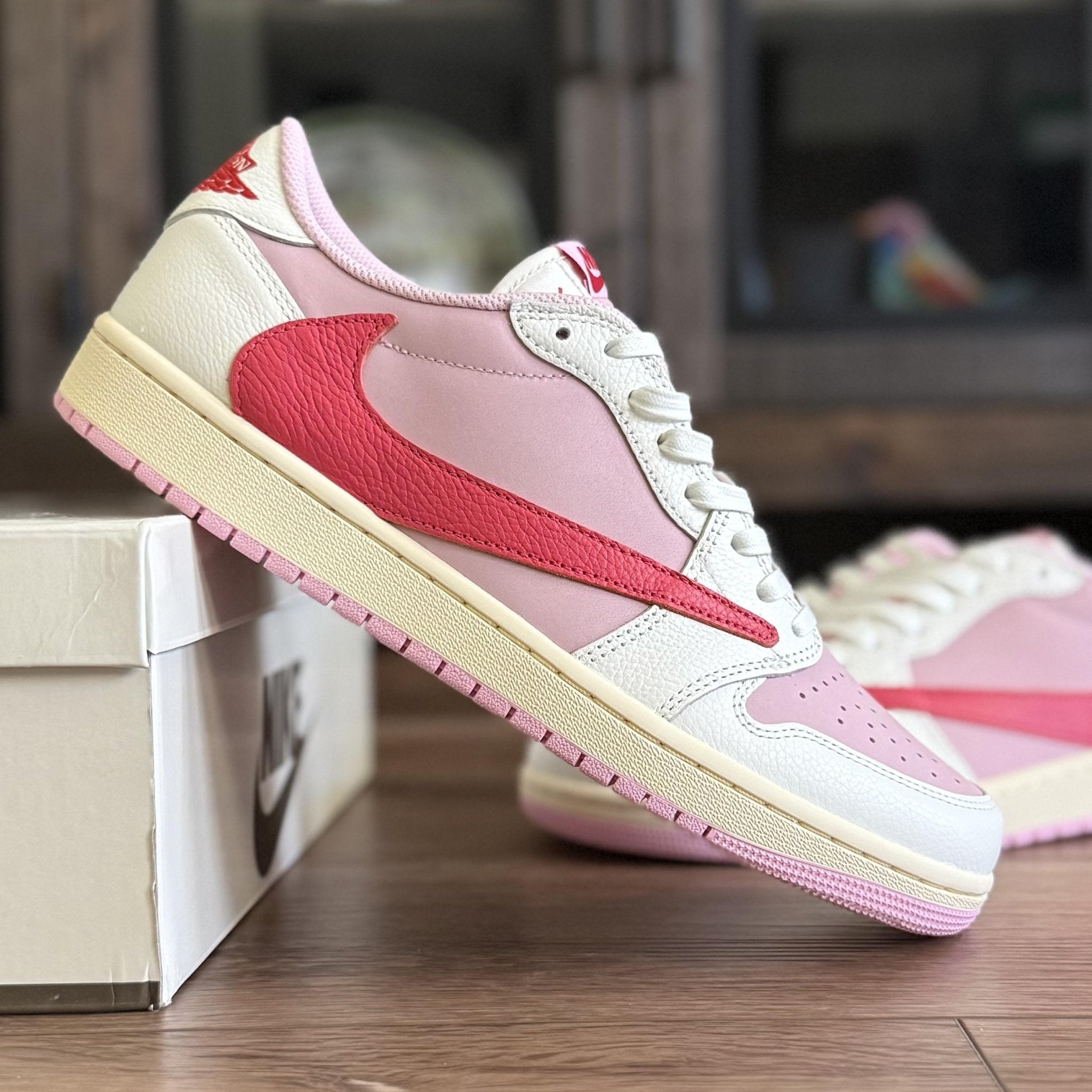 Nike Air Jordan 1 Retro Low OG SP Travis Scott Sail Tropical Pink - IQ7604-101 - Mentastore