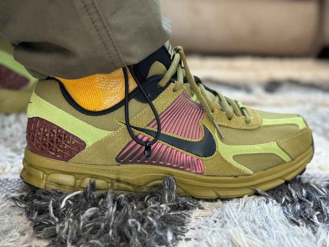 Nike Zoom Vomero 5 Pacific Moss - FJ1910-300 - Mentastore