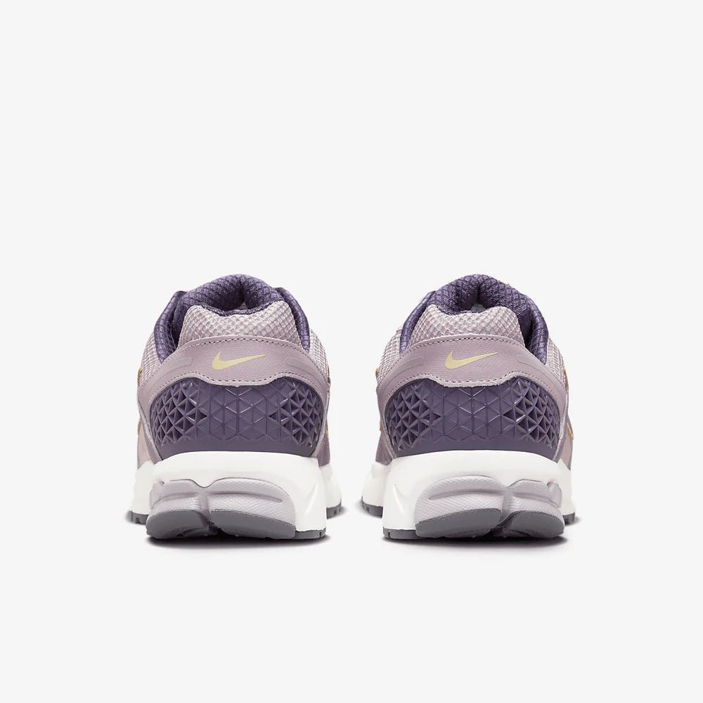 Nike Zoom Vomero 5 Platinum Violet - HQ3643-019 - Mentastore