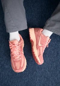 Nike Zoom Vomero 5 Red Stardust - HF1553-600 - Mentastore